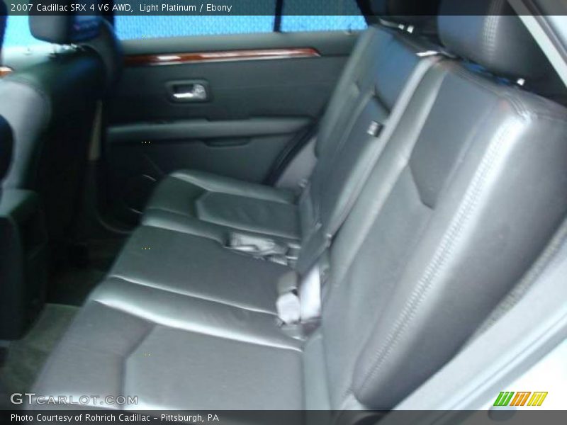 Light Platinum / Ebony 2007 Cadillac SRX 4 V6 AWD