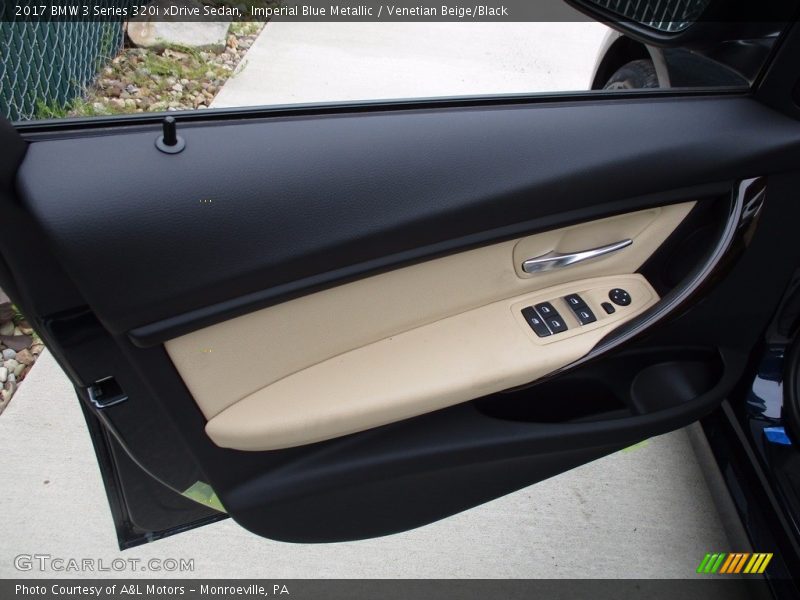 Door Panel of 2017 3 Series 320i xDrive Sedan