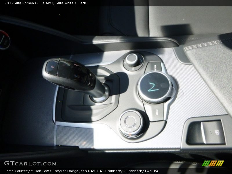 Alfa White / Black 2017 Alfa Romeo Giulia AWD