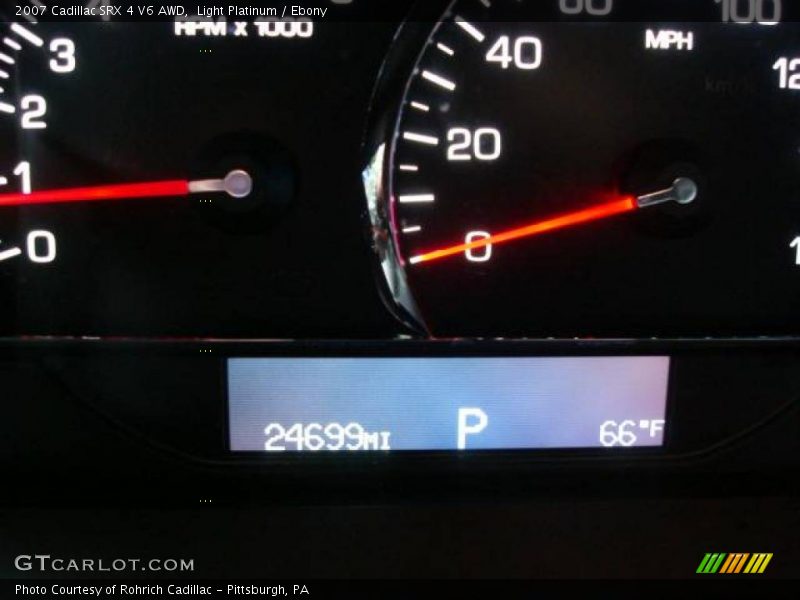Light Platinum / Ebony 2007 Cadillac SRX 4 V6 AWD