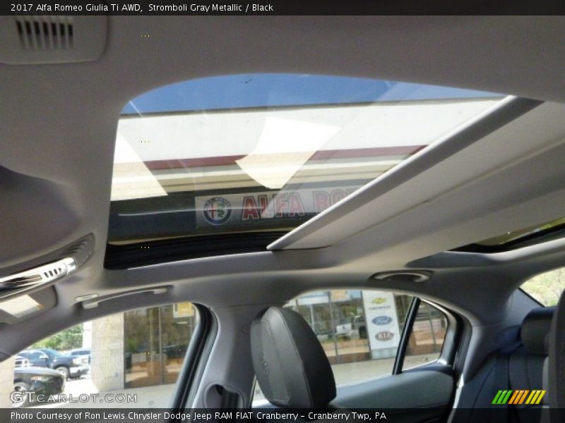 Stromboli Gray Metallic / Black 2017 Alfa Romeo Giulia Ti AWD