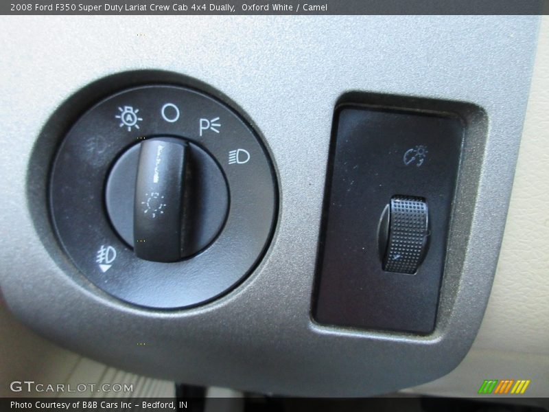 Oxford White / Camel 2008 Ford F350 Super Duty Lariat Crew Cab 4x4 Dually