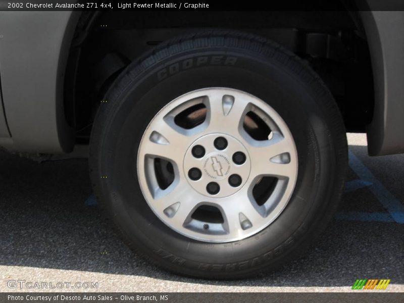 Light Pewter Metallic / Graphite 2002 Chevrolet Avalanche Z71 4x4