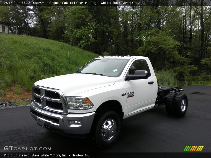 Bright White / Black/Diesel Gray 2017 Ram 3500 Tradesman Regular Cab 4x4 Chassis
