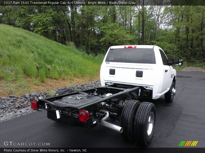 Bright White / Black/Diesel Gray 2017 Ram 3500 Tradesman Regular Cab 4x4 Chassis