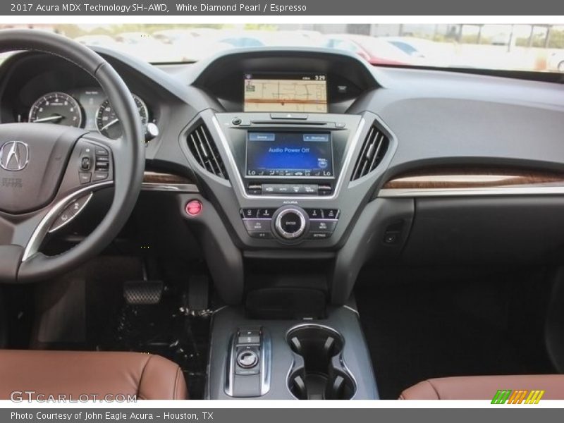 Dashboard of 2017 MDX Technology SH-AWD