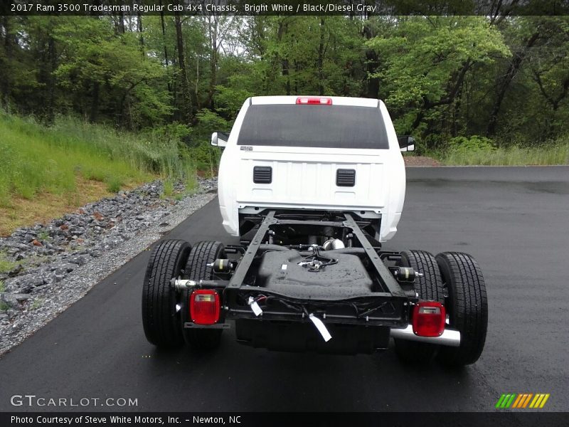 Bright White / Black/Diesel Gray 2017 Ram 3500 Tradesman Regular Cab 4x4 Chassis