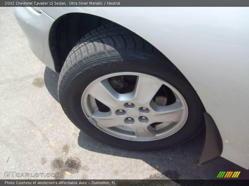 Ultra Silver Metallic / Neutral 2002 Chevrolet Cavalier LS Sedan