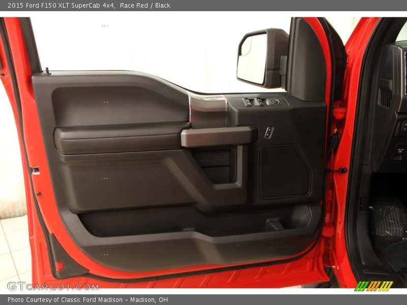Race Red / Black 2015 Ford F150 XLT SuperCab 4x4