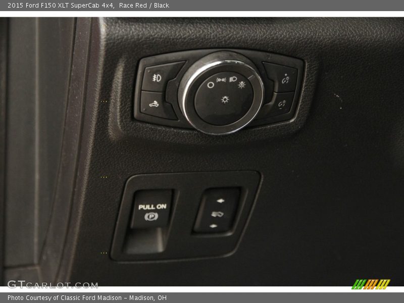Race Red / Black 2015 Ford F150 XLT SuperCab 4x4