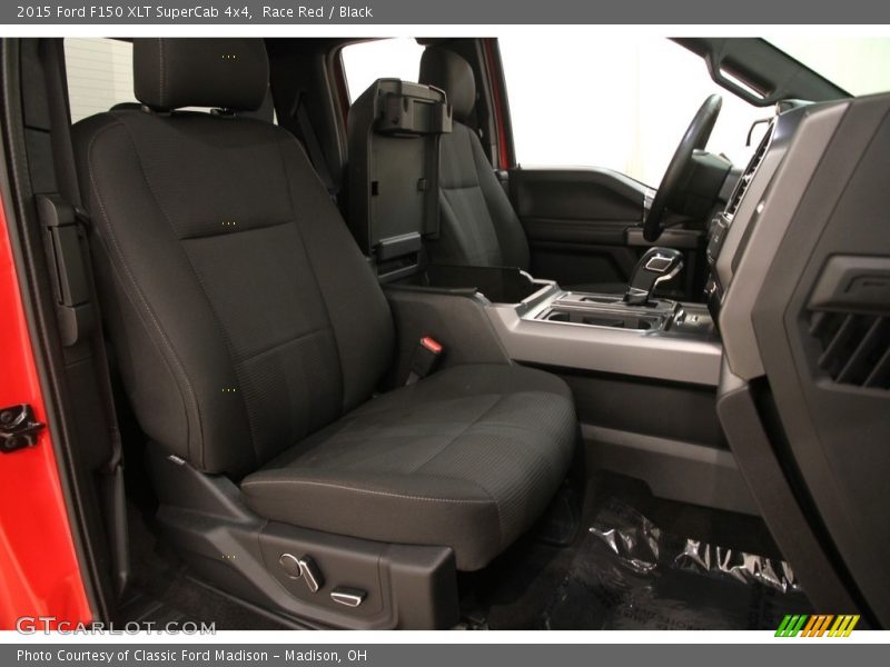 Race Red / Black 2015 Ford F150 XLT SuperCab 4x4