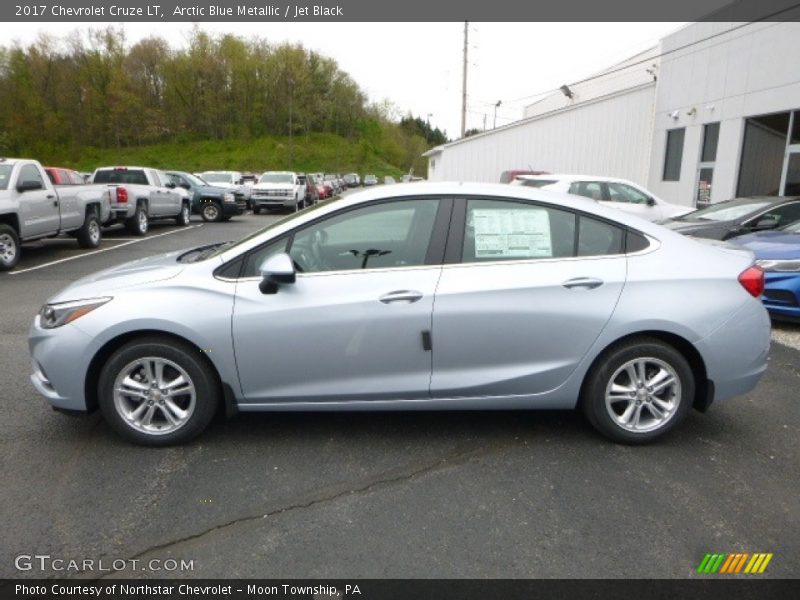 Arctic Blue Metallic / Jet Black 2017 Chevrolet Cruze LT