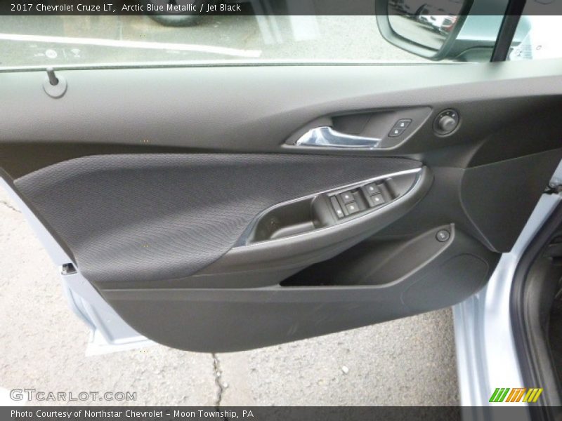 Arctic Blue Metallic / Jet Black 2017 Chevrolet Cruze LT