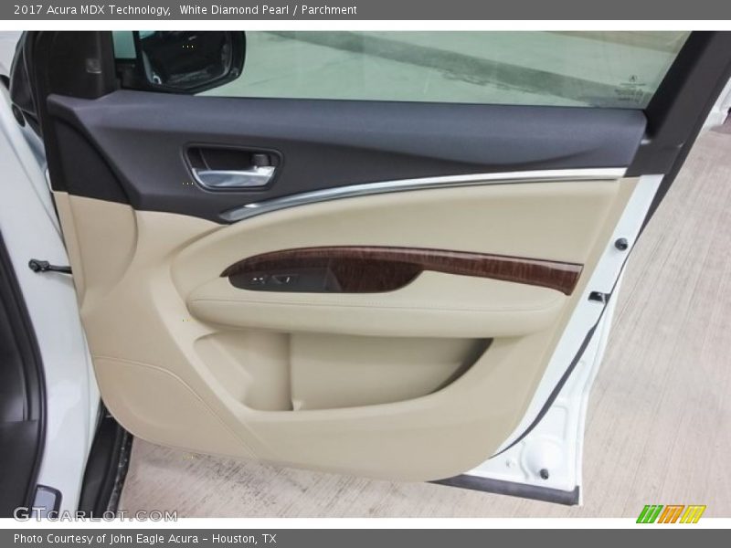 White Diamond Pearl / Parchment 2017 Acura MDX Technology