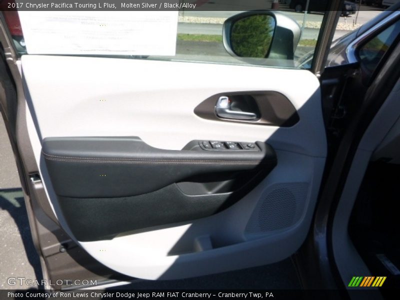 Molten Silver / Black/Alloy 2017 Chrysler Pacifica Touring L Plus