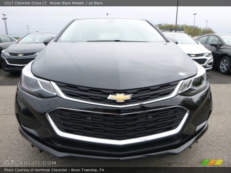 Mosaic Black Metallic / Jet Black 2017 Chevrolet Cruze LT