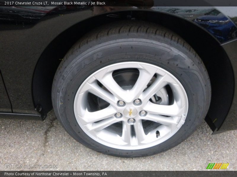 Mosaic Black Metallic / Jet Black 2017 Chevrolet Cruze LT