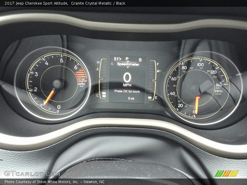 Granite Crystal Metallic / Black 2017 Jeep Cherokee Sport Altitude