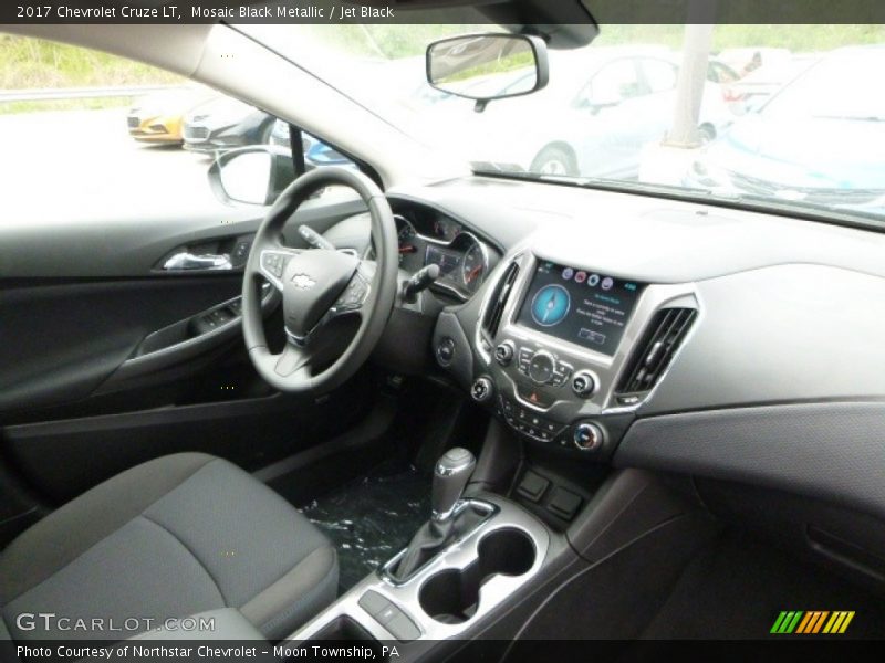 Mosaic Black Metallic / Jet Black 2017 Chevrolet Cruze LT