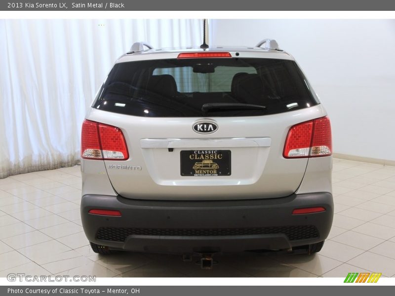 Satin Metal / Black 2013 Kia Sorento LX