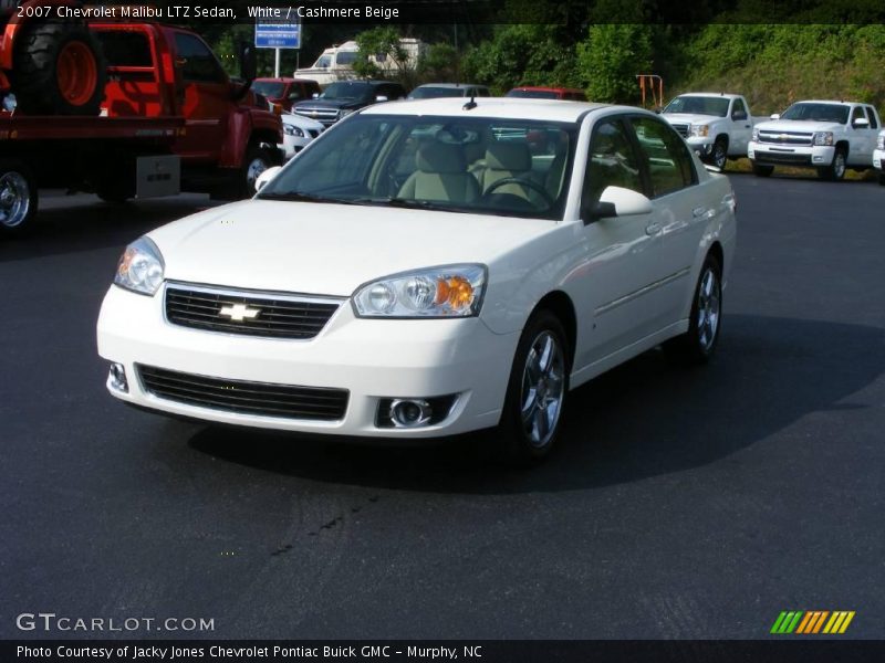 White / Cashmere Beige 2007 Chevrolet Malibu LTZ Sedan