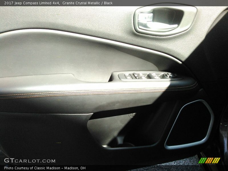 Granite Crystal Metallic / Black 2017 Jeep Compass Limited 4x4