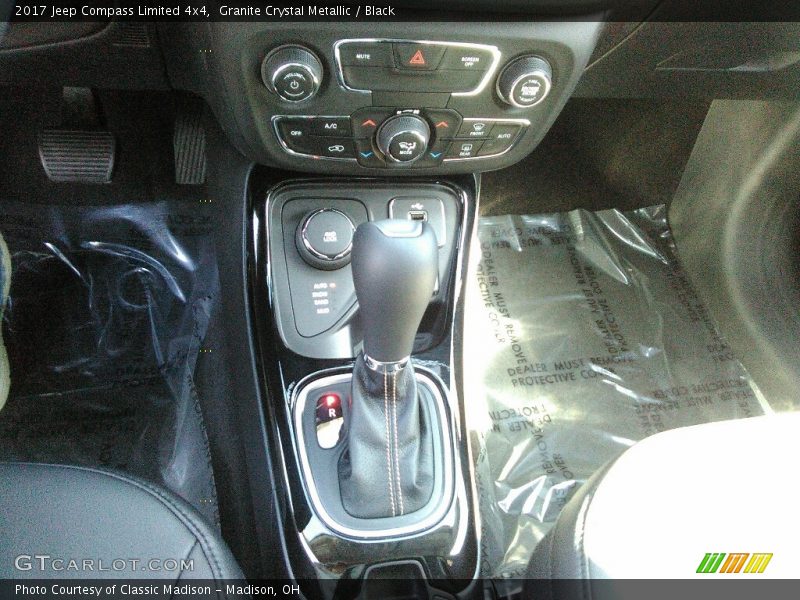 Granite Crystal Metallic / Black 2017 Jeep Compass Limited 4x4