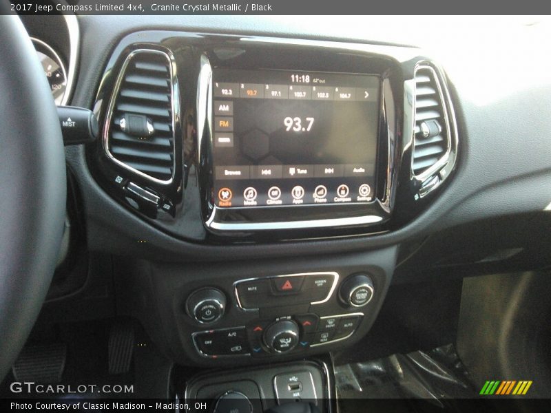 Granite Crystal Metallic / Black 2017 Jeep Compass Limited 4x4