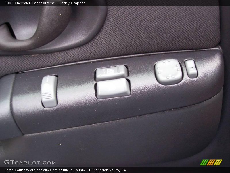 Black / Graphite 2003 Chevrolet Blazer Xtreme