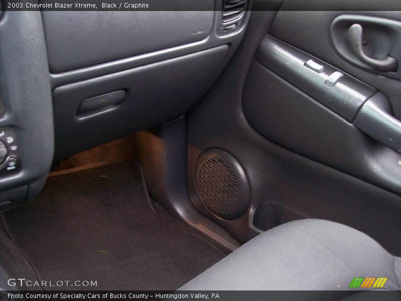 Black / Graphite 2003 Chevrolet Blazer Xtreme