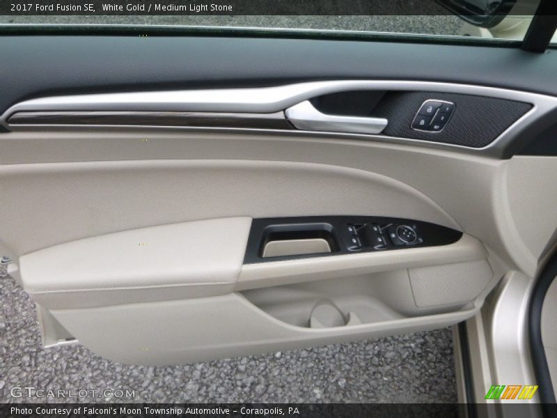 White Gold / Medium Light Stone 2017 Ford Fusion SE