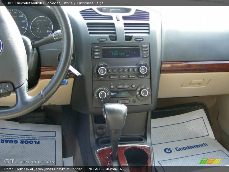 White / Cashmere Beige 2007 Chevrolet Malibu LTZ Sedan