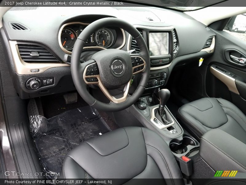 Granite Crystal Metallic / Black 2017 Jeep Cherokee Latitude 4x4