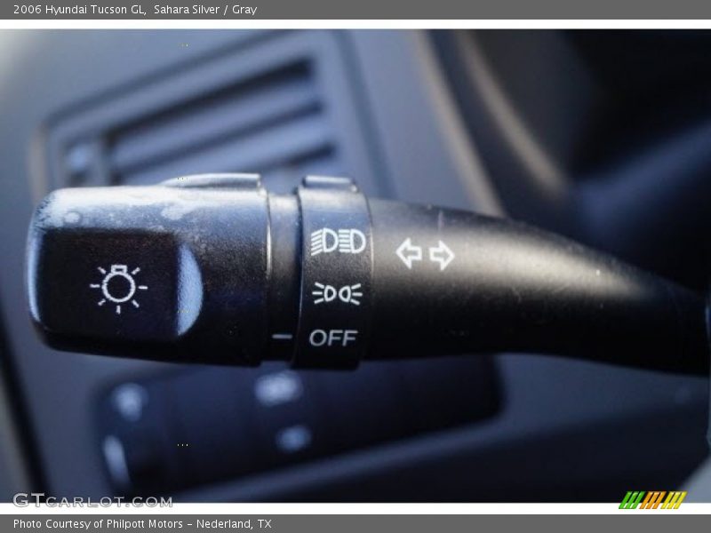 Sahara Silver / Gray 2006 Hyundai Tucson GL