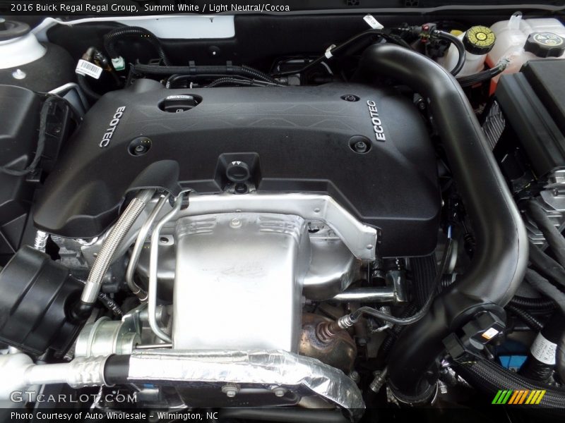 Summit White / Light Neutral/Cocoa 2016 Buick Regal Regal Group