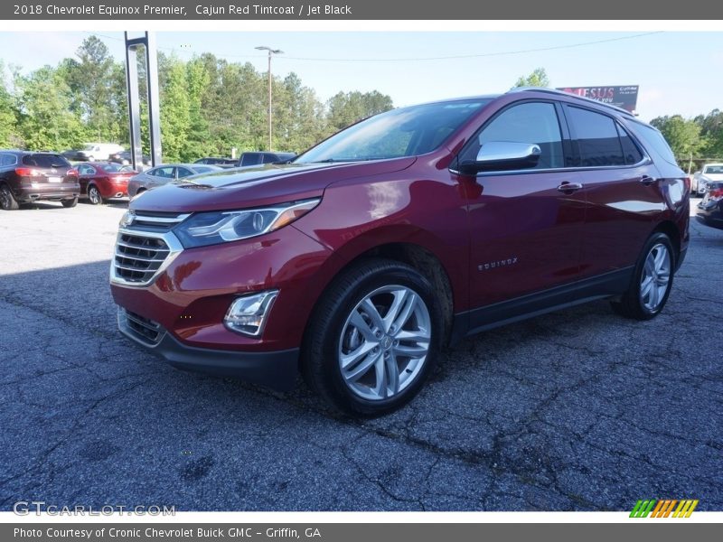 Front 3/4 View of 2018 Equinox Premier