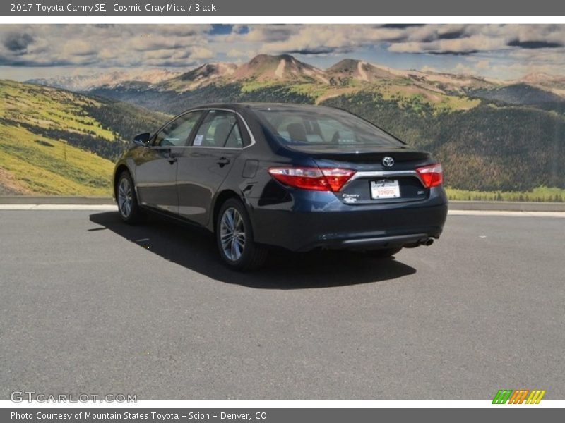 Cosmic Gray Mica / Black 2017 Toyota Camry SE