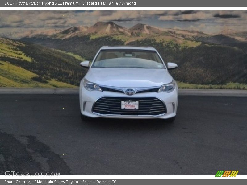 Blizzard Pearl White / Almond 2017 Toyota Avalon Hybrid XLE Premium