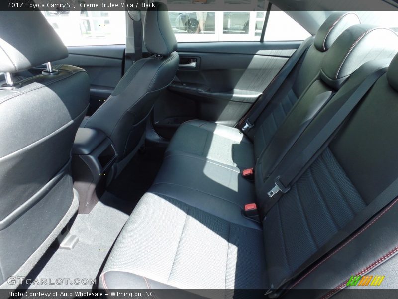 Creme Brulee Mica / Black 2017 Toyota Camry SE