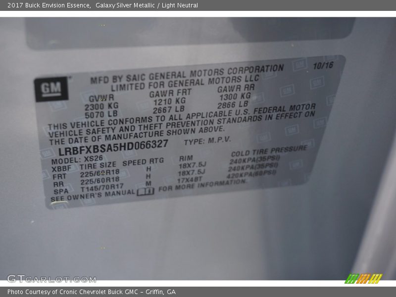 Galaxy Silver Metallic / Light Neutral 2017 Buick Envision Essence