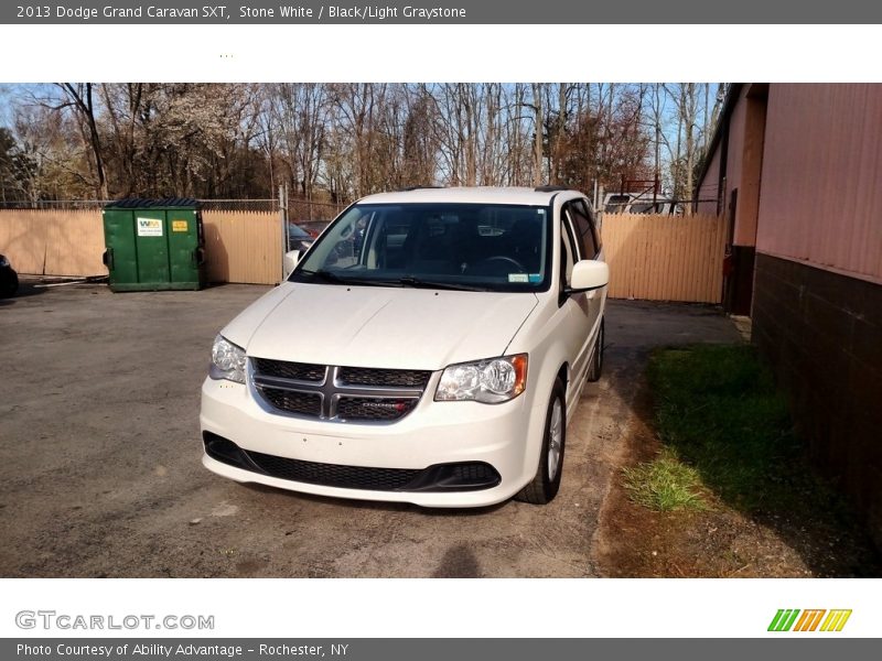 Stone White / Black/Light Graystone 2013 Dodge Grand Caravan SXT