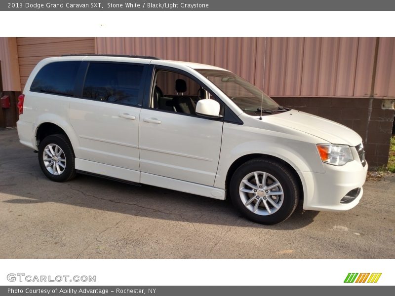 Stone White / Black/Light Graystone 2013 Dodge Grand Caravan SXT