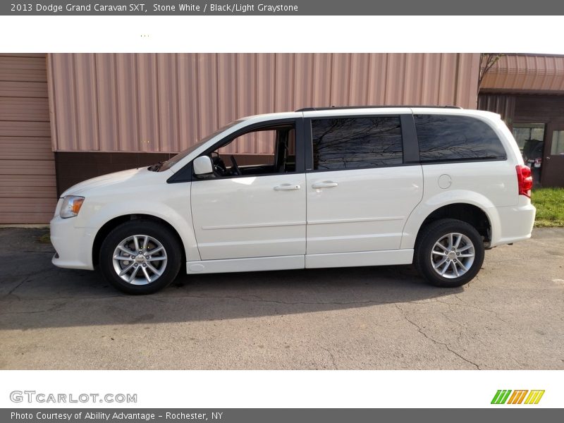 Stone White / Black/Light Graystone 2013 Dodge Grand Caravan SXT