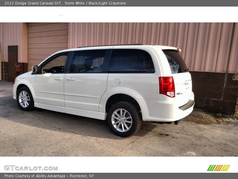Stone White / Black/Light Graystone 2013 Dodge Grand Caravan SXT