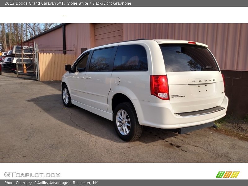 Stone White / Black/Light Graystone 2013 Dodge Grand Caravan SXT