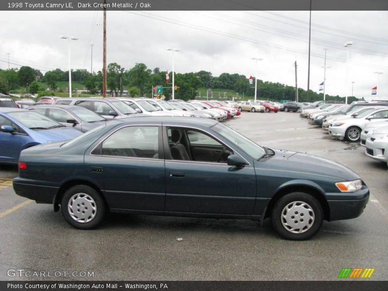 Dark Green Metallic / Oak 1998 Toyota Camry LE