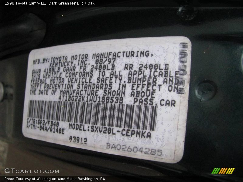 Dark Green Metallic / Oak 1998 Toyota Camry LE