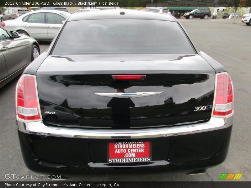 Gloss Black / Black/Light Frost Beige 2013 Chrysler 300 AWD
