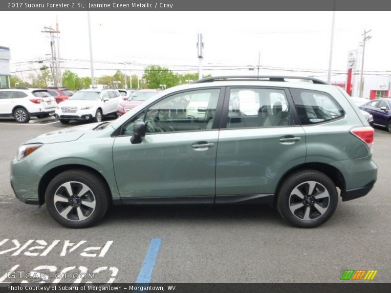 Jasmine Green Metallic / Gray 2017 Subaru Forester 2.5i