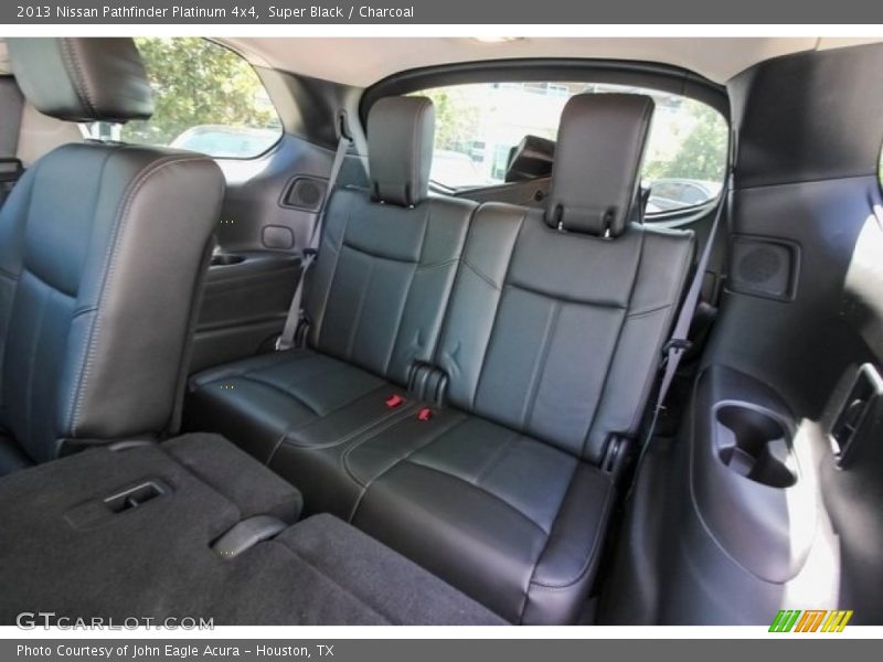 Super Black / Charcoal 2013 Nissan Pathfinder Platinum 4x4